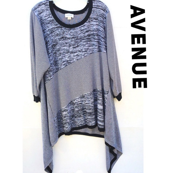 Avenue Sweaters - Avenue 26/28W Striped Shark bite thin sweater